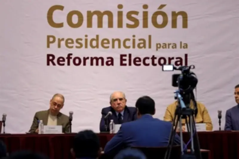 Comisión y Sheinbaum revisan avances de la reforma electoral en la Ciudad de México