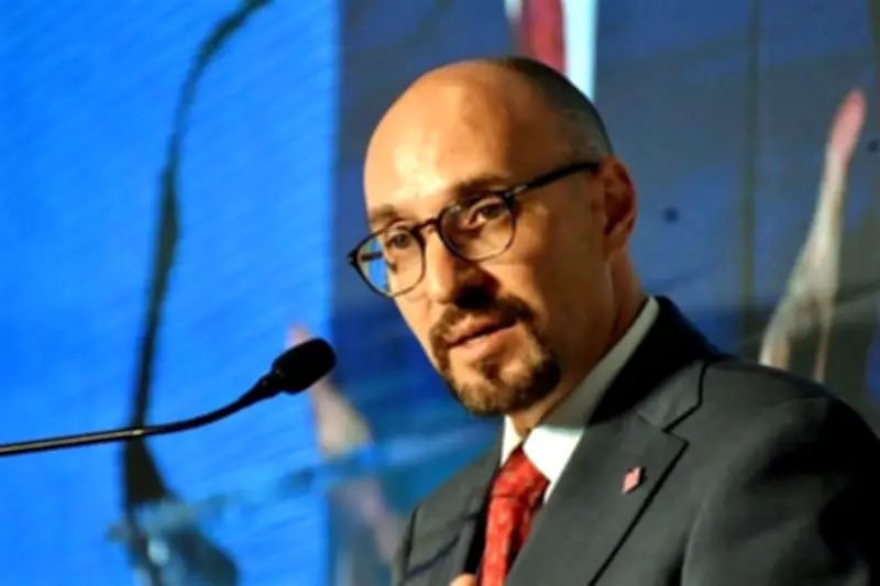 Concanaco Propone que Empresas y Gobierno Compartan Costos del Tiempo Extra