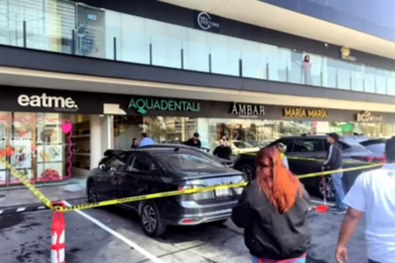 Confusión de Pedales en Negocios: Un Error Costoso para Emprendedores