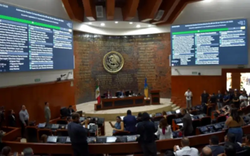 Congreso de Jalisco aprueba presupuesto de 1,109 millones para 2026 sin aumento a diputados