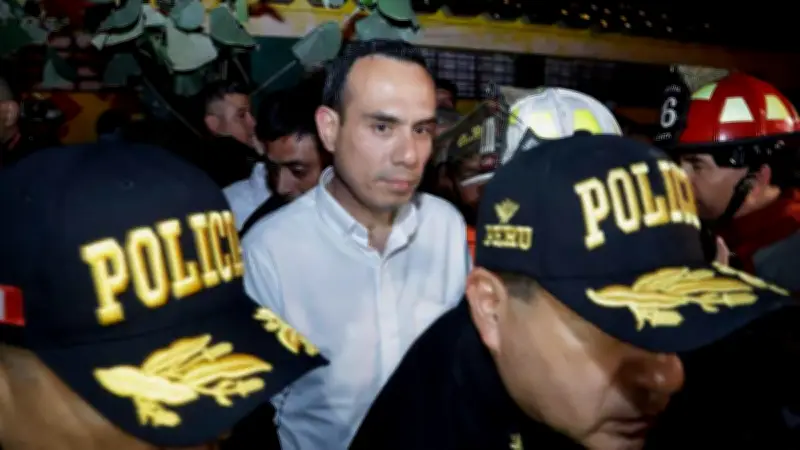 Congreso de Perú destituye al presidente interino José Jerí por inconducta funcional