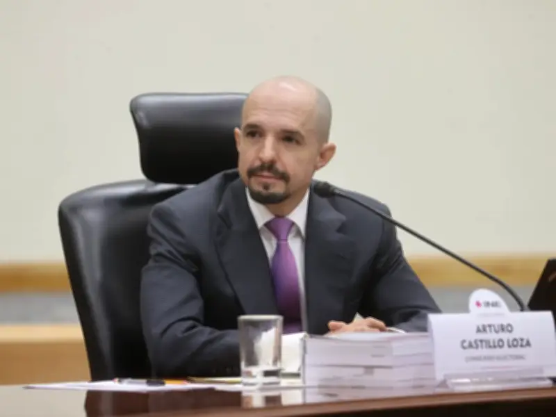 Consejero electoral advierte sobre riesgos de sobrerrepresentación en reforma presidencial
