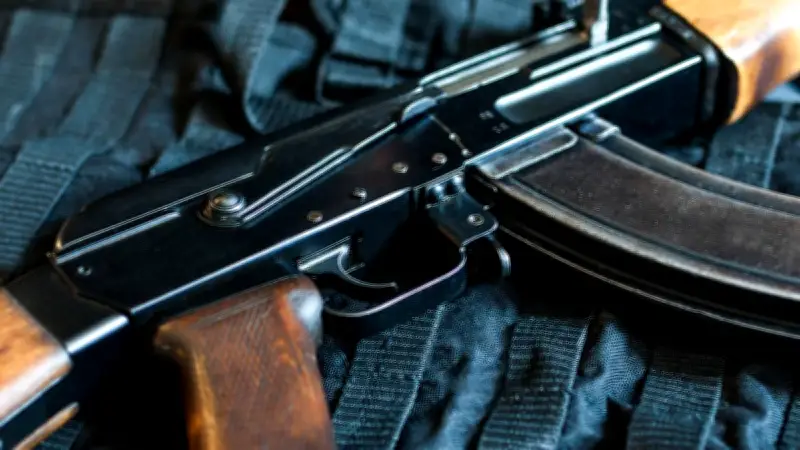 Contrabando de Combustible y Denuncias Políticas Agitan la Agenda Nacional en México