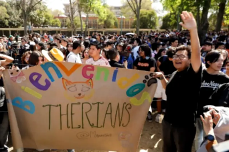 Convocatoria 'Therian' Causa Revuelo en la UNAM: ¿Nueva Subcultura o Desafío Institucional?