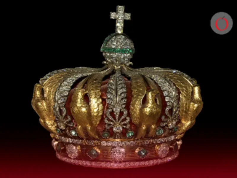 Corona de la Emperatriz Eugenia dañada en robo exprés del Louvre: plan de restauración