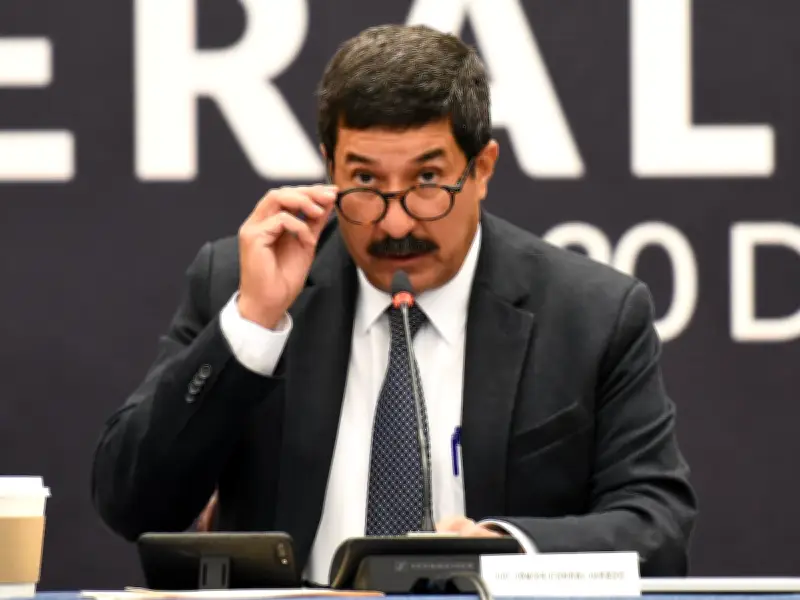 Corral advierte que reforma electoral de Sheinbaum desmantela modelo constitucional