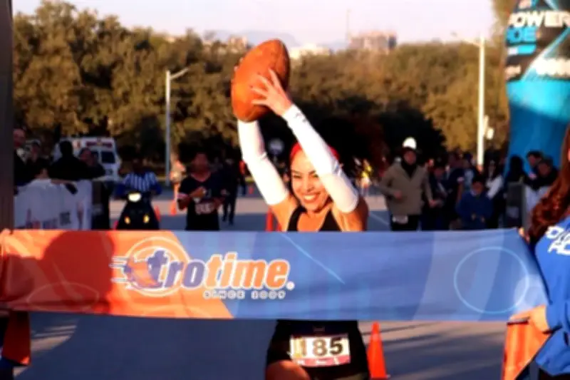 Corredores Anotan con la Touchdown Race en el Norte de México