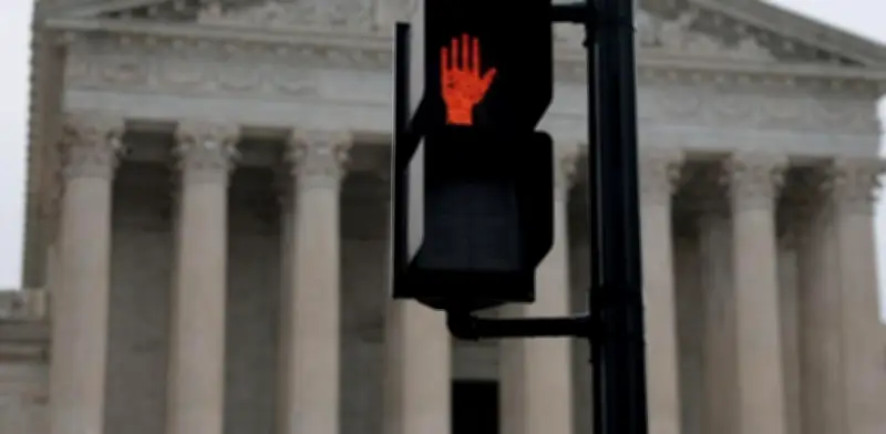 Corte Suprema de EE.UU. Limita Poder de Trump al Declarar Ilegales Aranceles