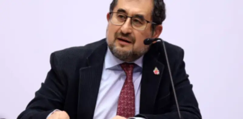 Cravioto niega conflicto de interés por renta a Fundación Haghenbeck en Polanco