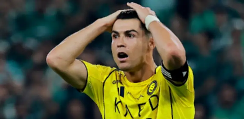 Cristiano Ronaldo no podrá jugar en el Almería por ley anti Piqué y su inversión accionaria