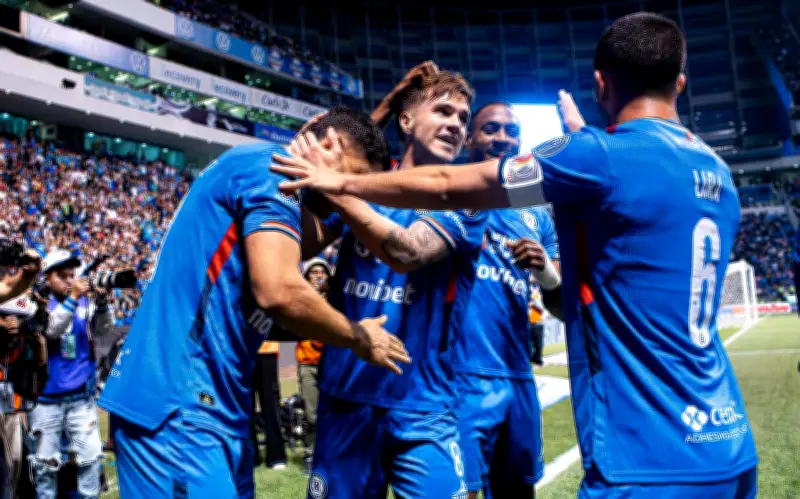 Cruz Azul derrota 2-1 a Chivas y le quita el invicto en el Clausura 2026