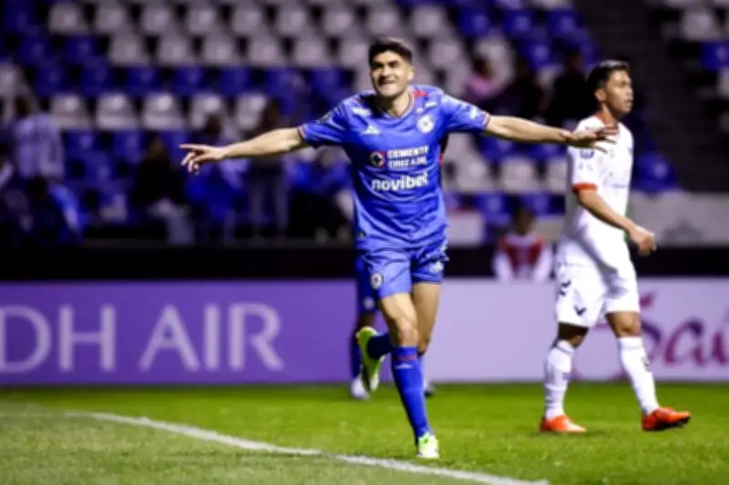 Cruz Azul Golea al Vancouver Whitecaps y Avanza a Semifinales de la Leagues Cup