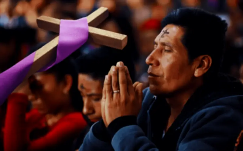 Cuaresma 2026: El Significado de los 40 Días y el Inicio con Miércoles de Ceniza