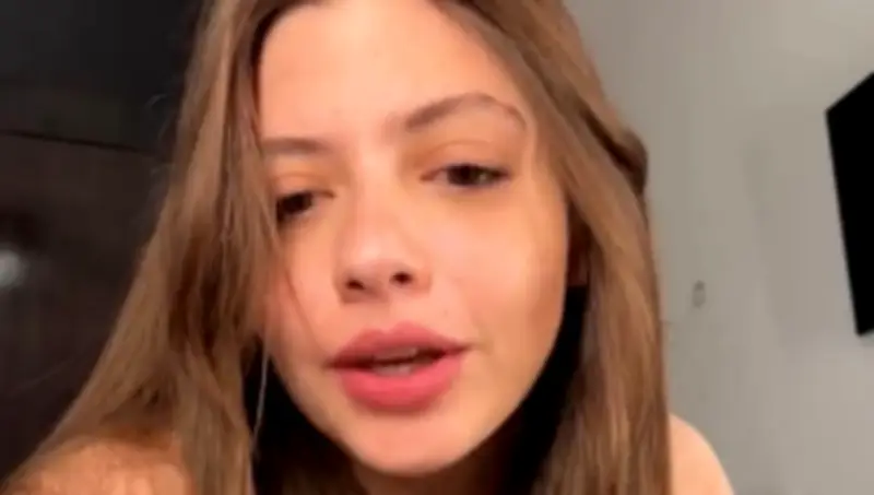 Dani Parra, hija de Héctor 'N', anuncia con lágrimas la muerte de un cachorro abandonado