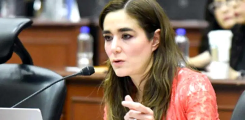 Dania Ravel desmiente acusaciones sobre millonaria liquidación en el INE