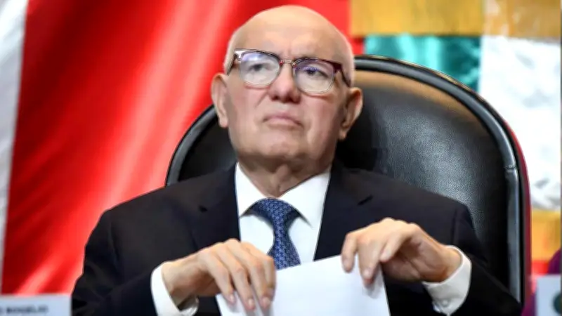 David Colmenares busca reelección por 8 años más al frente de la ASF