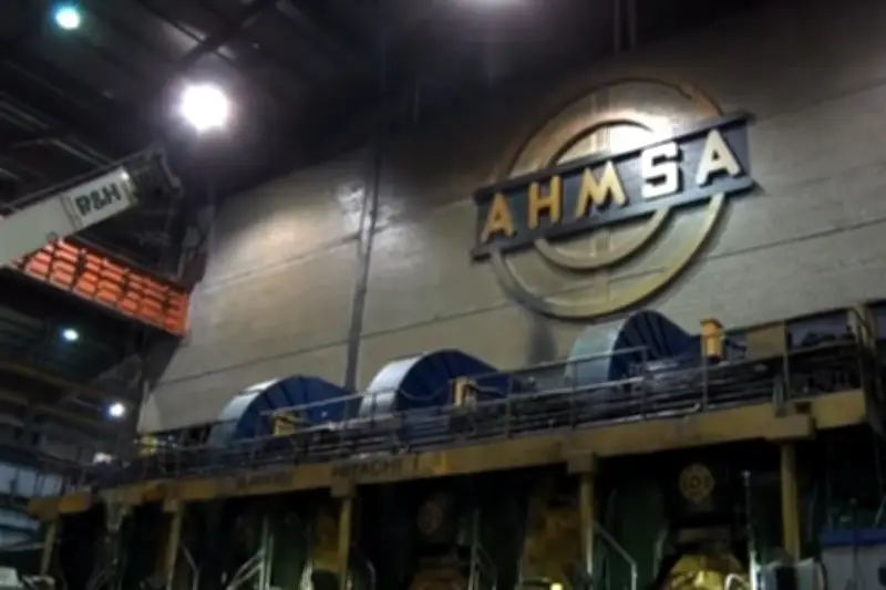 David Martínez Busca Adquirir AHMSA en Negociación con Gobierno Federal