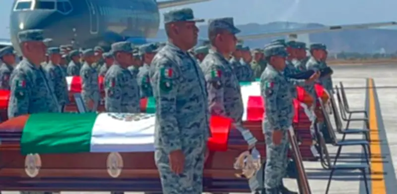 Defensa rinde honores a 25 militares caídos en operativo contra 'El Mencho' en Jalisco