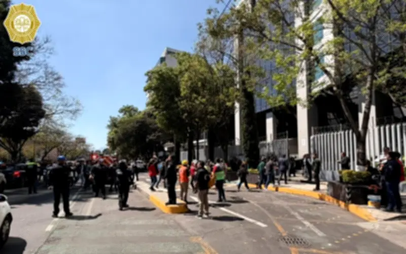 Desalojan Torre Prisma del Poder Judicial de CDMX por amenaza de bomba falsa