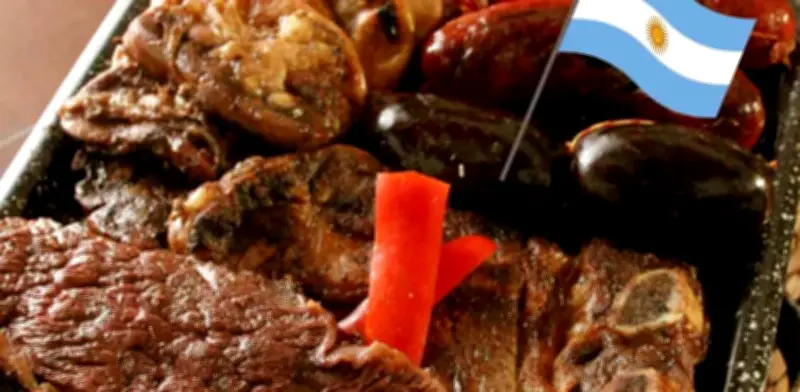 Descubre los secretos de la parrillada argentina: cortes, achuras y tradición