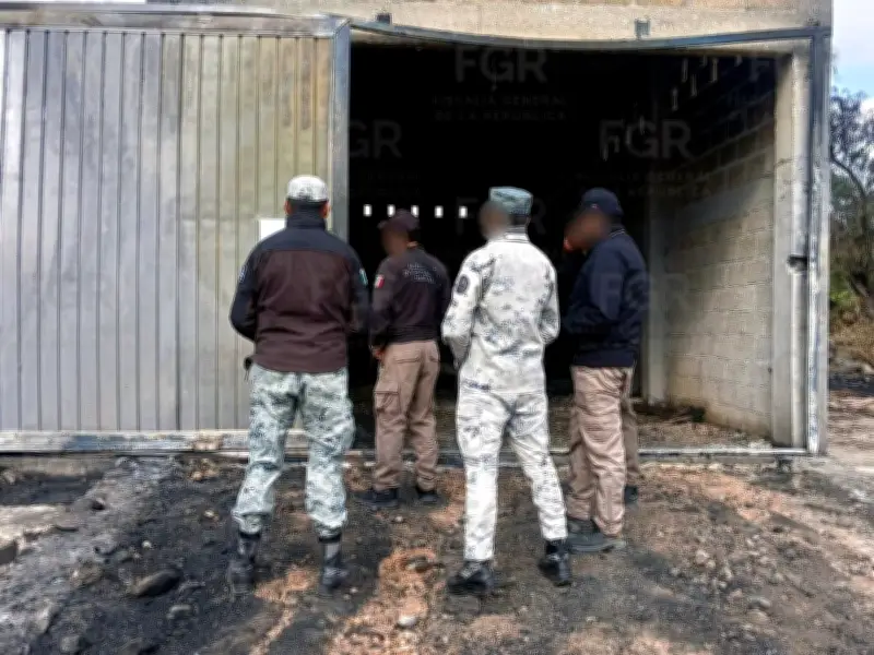 Descubren túnel para huachicol con tomas clandestinas en Tepetitlán, Hidalgo