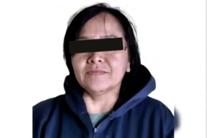 Detienen a enfermera que huyó tras atropellar a motociclista en la Ciudad de México