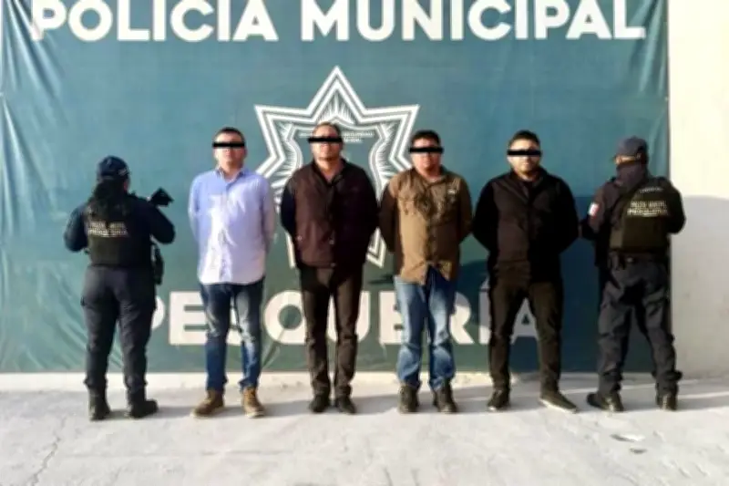 Detienen a falsos empleados por extorsión en Pesquería, Nuevo León