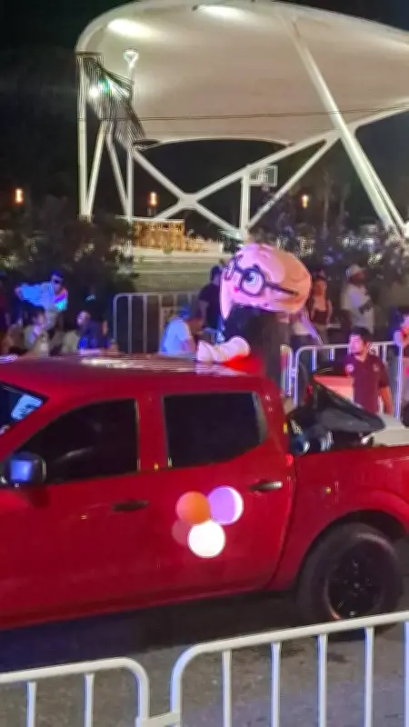 Detienen a hombre con botarga del sobrino de Layda Sansores en Carnaval de Campeche