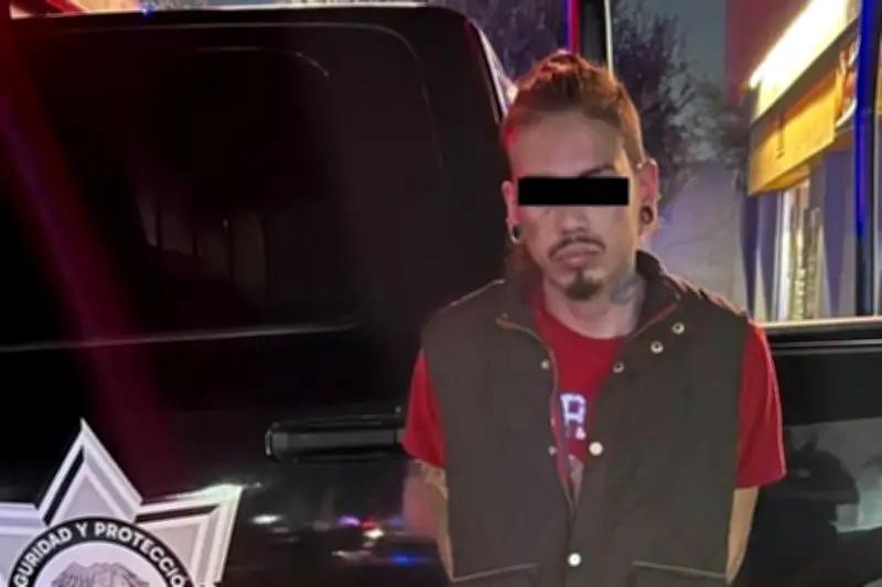 Detienen a hombre por acoso sexual en estación de Ecovía en Monterrey