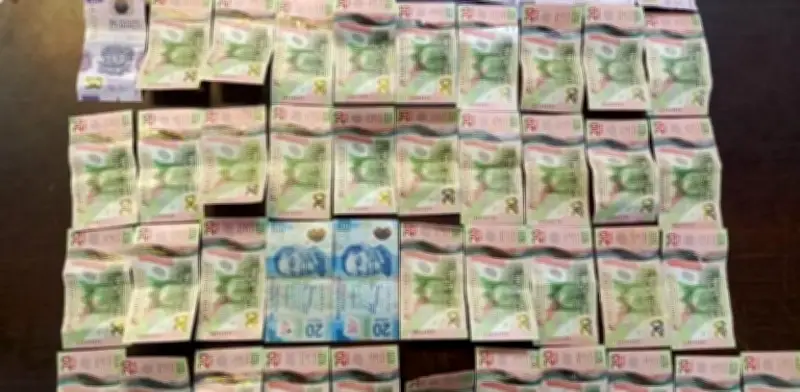 Detienen a joven por robar cuenta a chofer de camión urbano en Monterrey