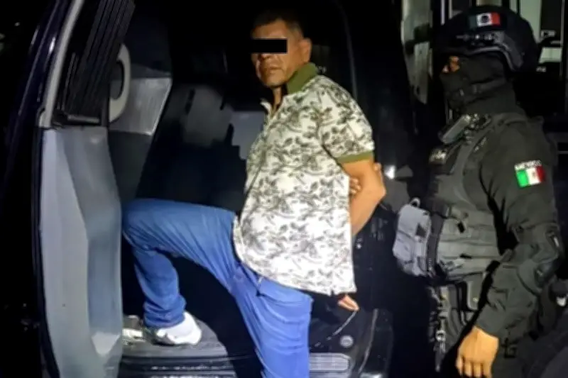 Detienen a sujeto con 31 envoltorios de droga en posesión ilegal