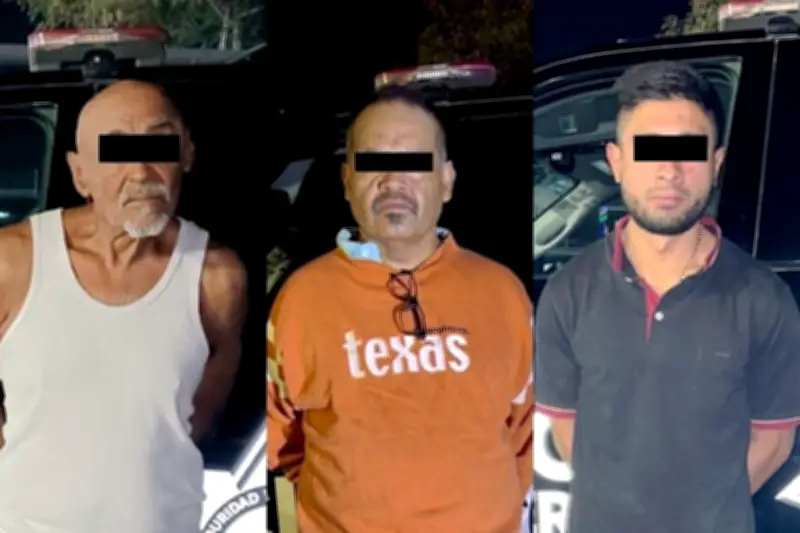 Detienen a sujetos con armas y droga en operativo policial en Nuevo León