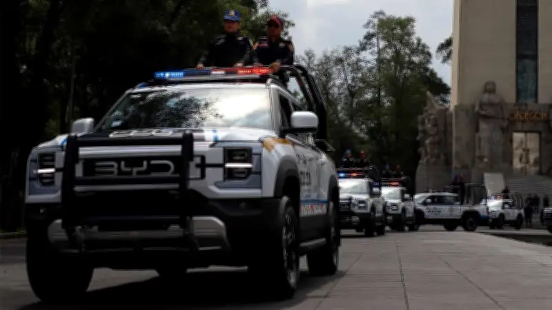 Detienen a venezolano en CDMX que usaba Grindr y Tinder para robar casas de sus víctimas