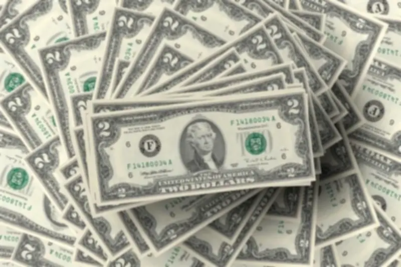 Deuda global alcanzará récord de 348 billones de dólares en 2025, según el FMI