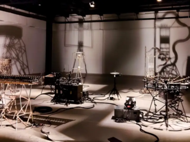 DISARM: Pedro Reyes transforma armas en instrumentos musicales en el CAI