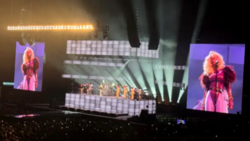 Doja Cat enciende el Palacio de los Deportes de la CDMX con su gira Ma Vie Tour