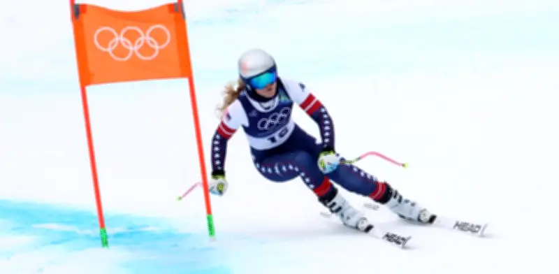 Drama en la nieve: Lindsey Vonn sufre aparatosa caída en el descenso olímpico