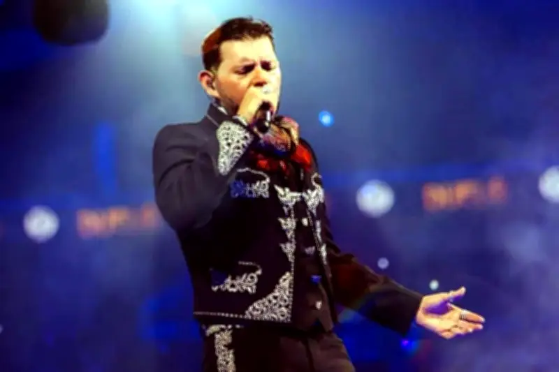 Duelo Serenata Masiva: Un Evento Musical que Enamoró a los Regios