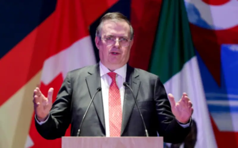 Ebrard viaja a Washington tras arancel global de Trump y pide prudencia