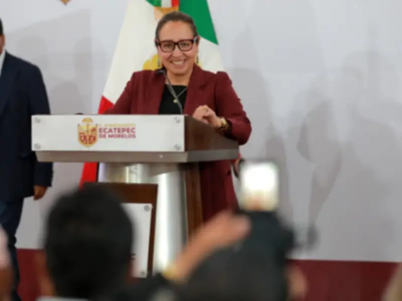 Ecatepec otorga becas de transporte a 5 mil universitarios para combatir deserción escolar