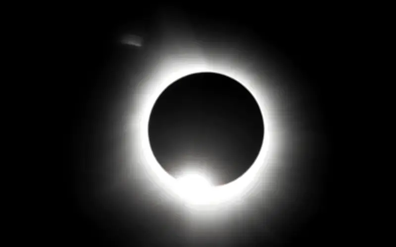 Eclipse Solar 2026: Duración y Visibilidad del 'Anillo de Fuego' en Tres Continentes