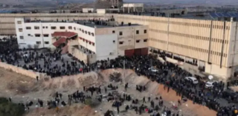 EE.UU. acusa a exjefe de prisión siria de torturar disidentes en la cárcel de Adra