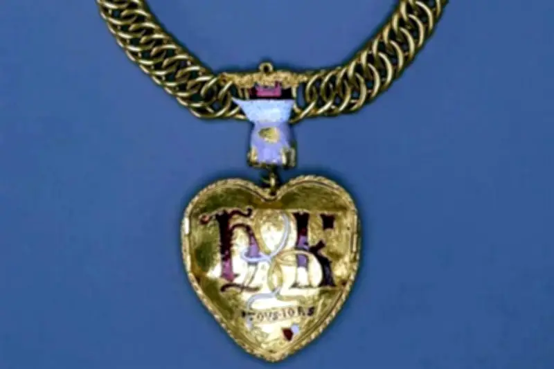 El Museo Británico Adquiere un Collar Histórico de la Época Prehispánica Mexicana