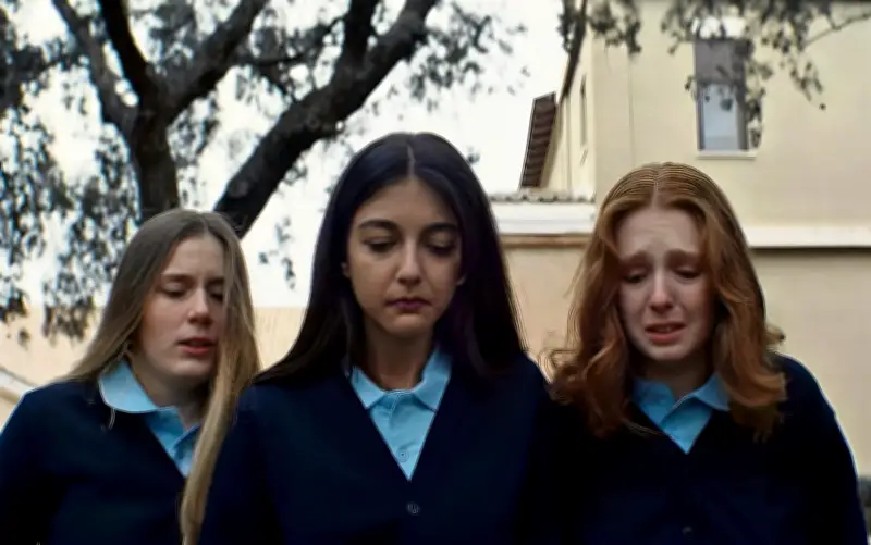 El orfanato: La posesión: Un edificio que respira maldad en el cine de terror español