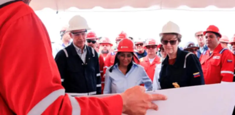 Estados Unidos autoriza a cinco petroleras operar en Venezuela, flexibilizando sanciones