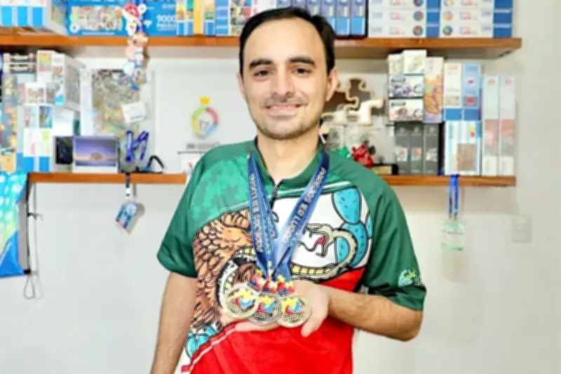 Estudiante de Nuevo León Gana Primer Lugar en Competencia Internacional de Rompecabezas