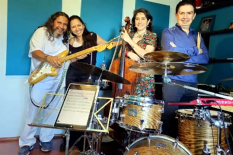 Etnokam enriquece su alineación y se acerca más al jazz en su nueva etapa musical