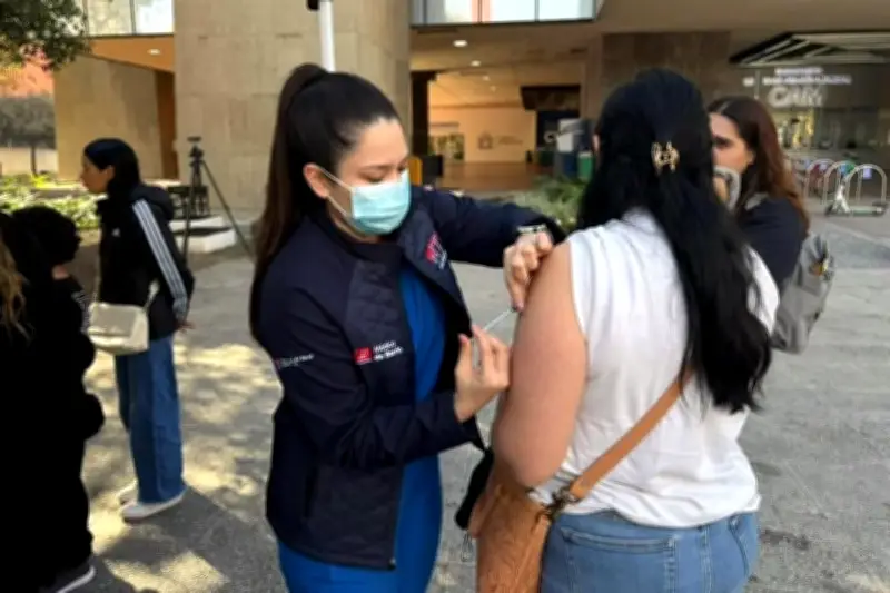 Exigen campaña de vacunación contra el sarampión ante brotes en México