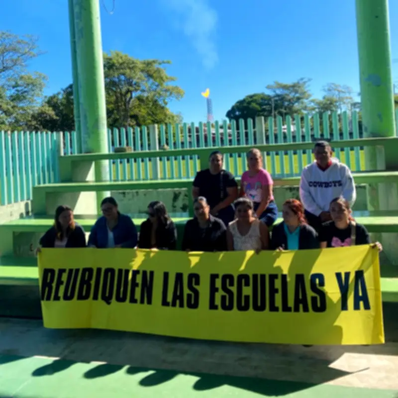 Exigen reubicación de escuelas en Dos Bocas por riesgo de contaminación tóxica