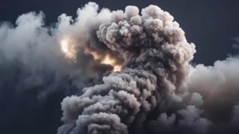 Explota polvorín clandestino en Oaxaca: video capta el momento y deja cuatro heridos graves